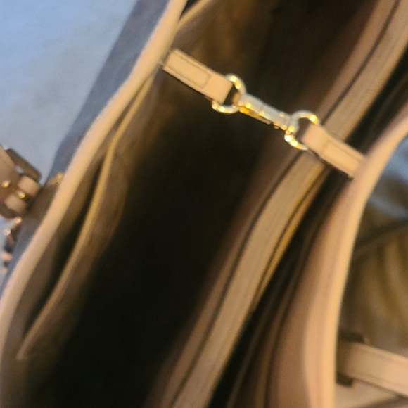 Brown&Tan Michael kors Bag - Picture 3 of 3